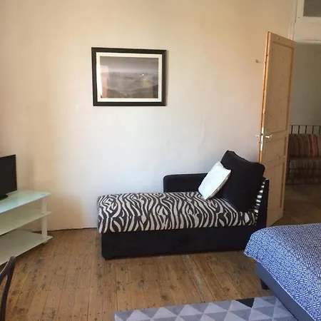 Feriehus 'casa Vinc' Large Townhouse With Garden *