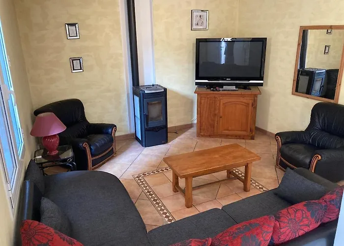 'casa Vinc' Large Townhouse With Garden * Vinca