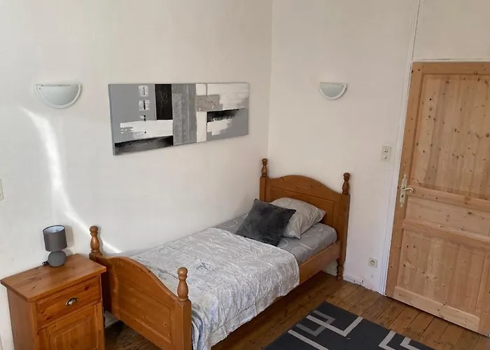'casa Vinc' Large Townhouse With Garden *